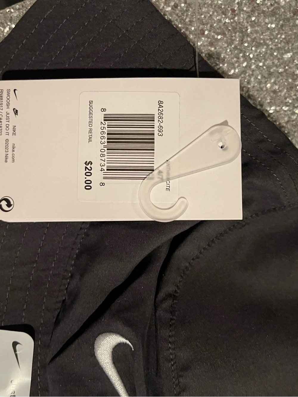 Nike kids hat nwt